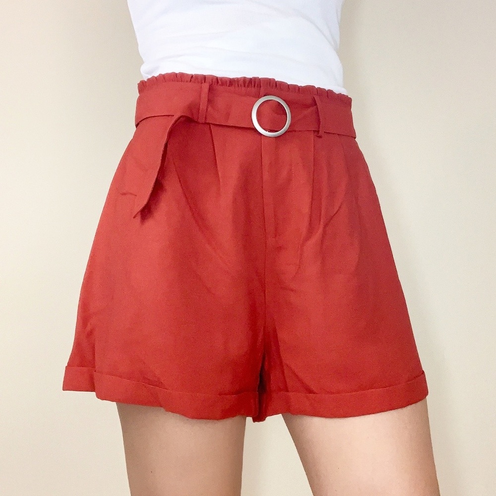 'Angelina' Twill Oversized Shorts